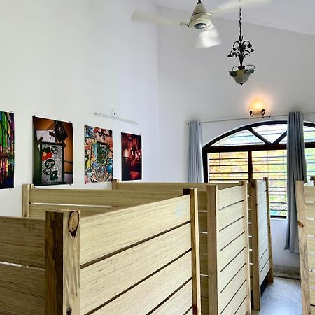Hostel Lifespace- Twin Bungalow With Pods, Bunks, Private Rooms, Cowork & Cafe Pune Exterior photo