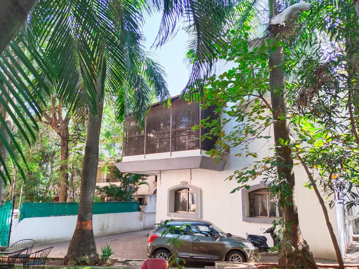 Hostel Lifespace- Twin Bungalow With Pods, Bunks, Private Rooms, Cowork & Cafe Pune Exterior photo