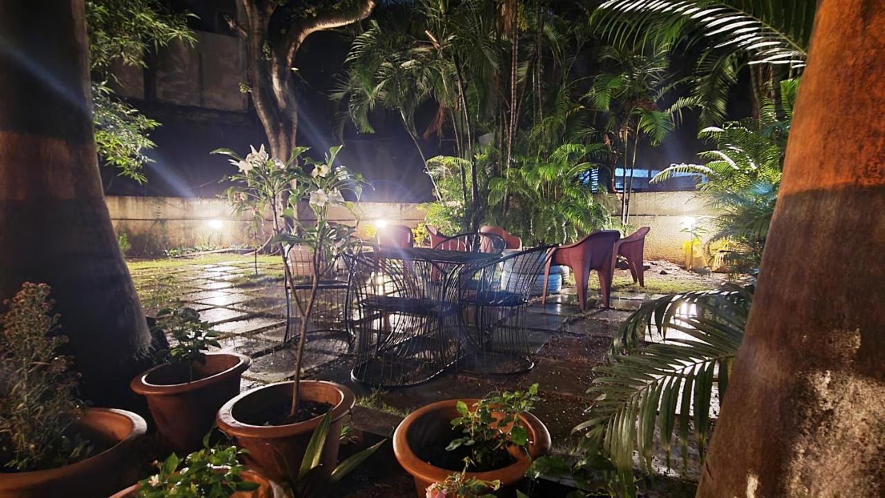 Hostel Lifespace- Twin Bungalow With Pods, Bunks, Private Rooms, Cowork & Cafe Pune Exterior photo