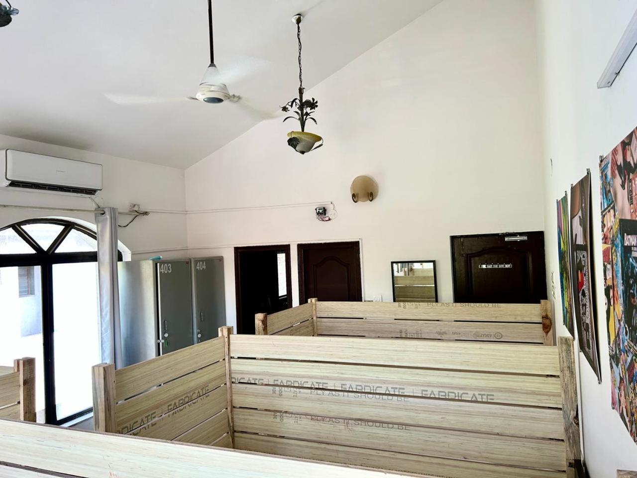 Hostel Lifespace- Twin Bungalow With Pods, Bunks, Private Rooms, Cowork & Cafe Pune Exterior photo