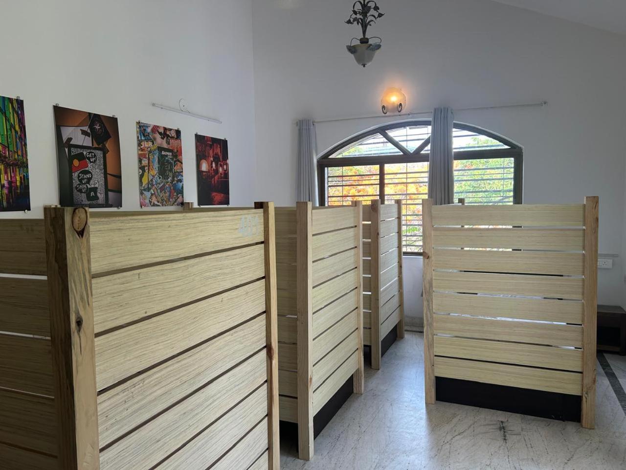 Hostel Lifespace- Twin Bungalow With Pods, Bunks, Private Rooms, Cowork & Cafe Pune Exterior photo